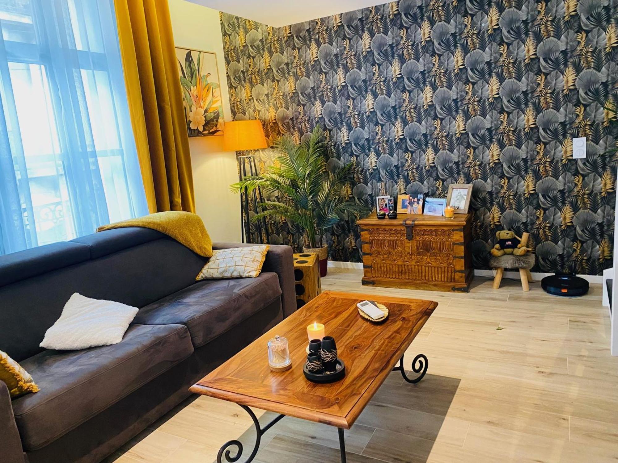 Douillet Et Coquet Appartement Climatise - Parking Prive Gratuit - Centre Montpellier Esterno foto