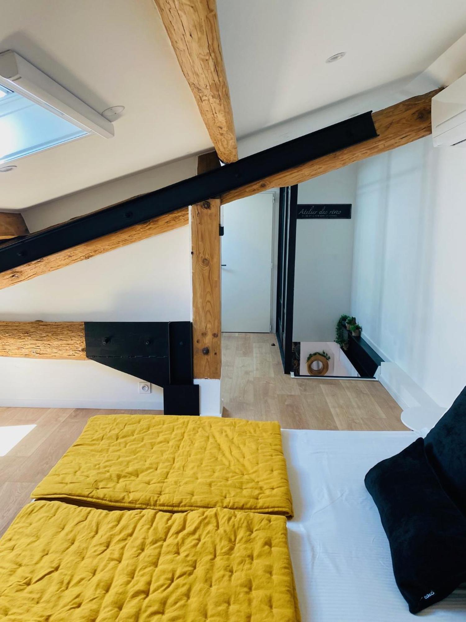 Douillet Et Coquet Appartement Climatise - Parking Prive Gratuit - Centre Montpellier Esterno foto